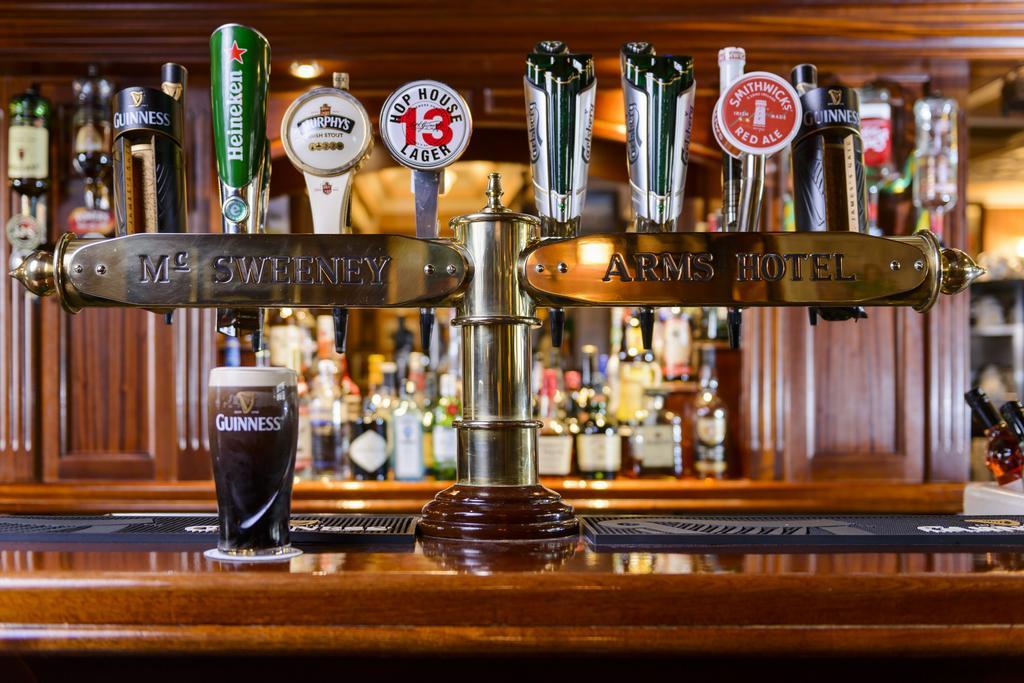 Mcsweeney Arms Hotel Killarney Luaran gambar