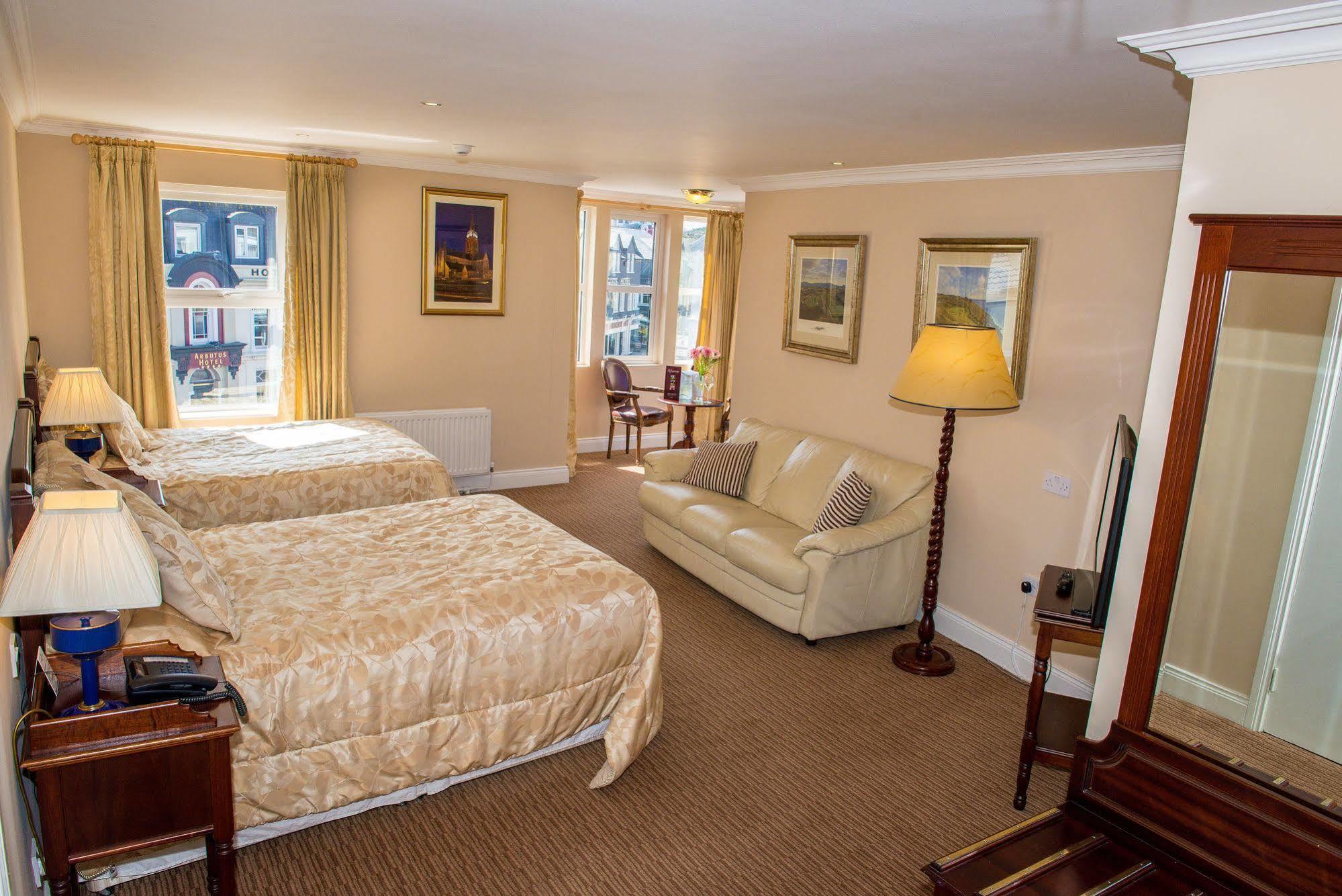 Mcsweeney Arms Hotel Killarney Luaran gambar