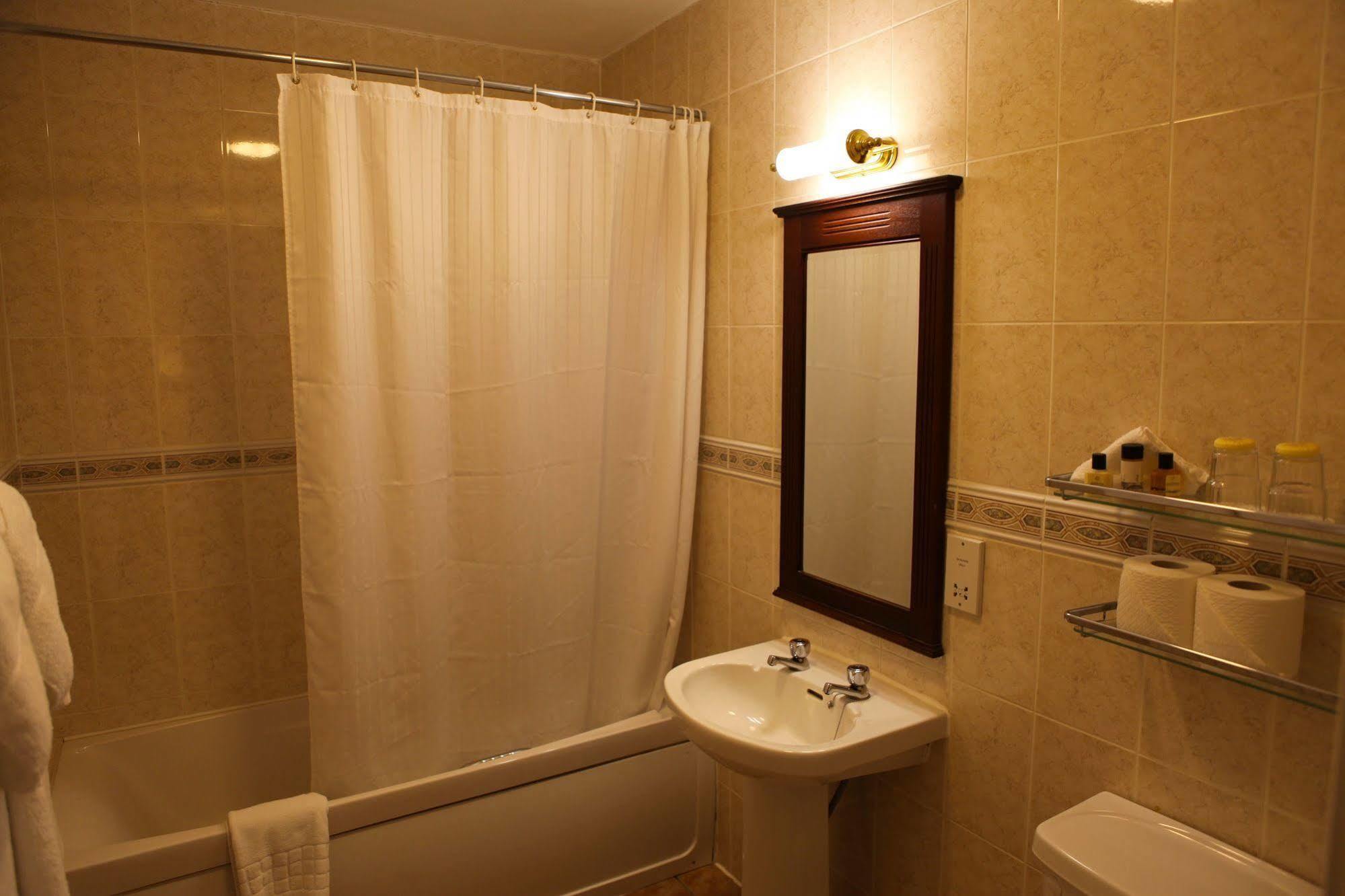 Mcsweeney Arms Hotel Killarney Luaran gambar
